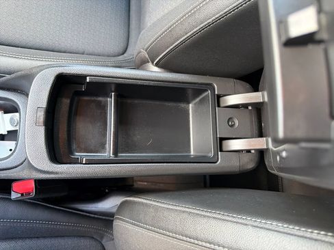 Certified 2023 Buick Encore GX Preferred w/ Cold Weather Comfort Package FWD image 19