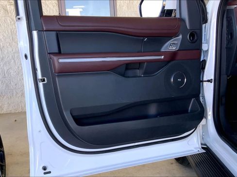 Certified 2024 Ford Expedition Max Limited image 22