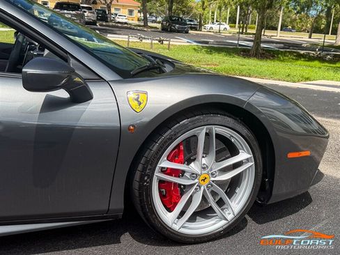 Used 2019 Ferrari 488 Spider RWD image 61