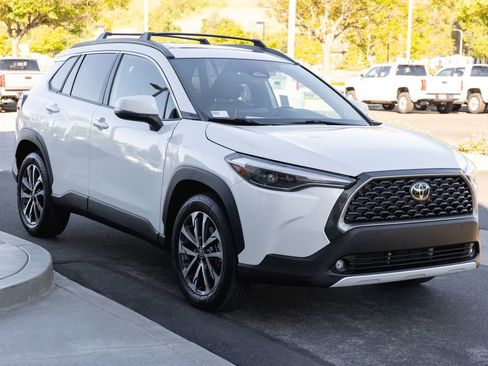 Certified 2024 Toyota Corolla Cross XLE w/ Convenience Package image 3