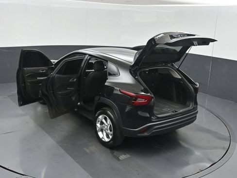 Used 2026 Chevrolet Trax LS w/ LS Convenience Package FWD image 61