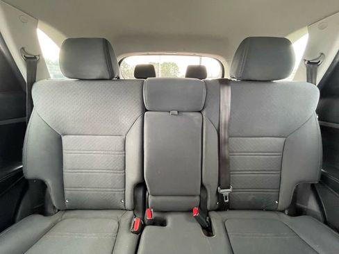 Used 2019 Kia Sorento L image 29