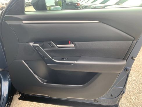 Used 2025 MAZDA CX-50 AWD 2.5 S w/ Preferred Package image 19