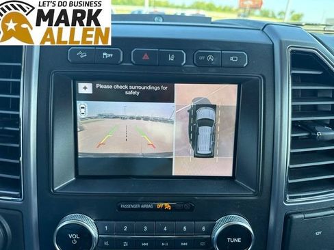 Used 2019 Ford Expedition Platinum AWD/4WD image 10