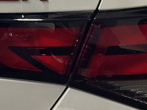 Used 2025 Nissan Sentra SR image 10