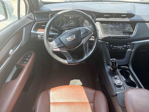 Used 2023 Cadillac XT5 Sportv AWD/4WD image 11