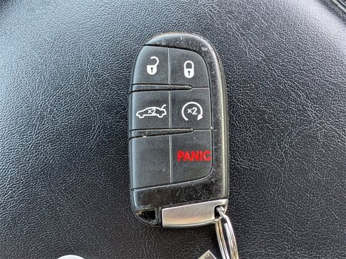 Used 2022 Dodge Charger SXT image 29