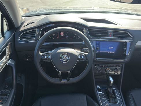 Used 2021 Volkswagen Tiguan SEL w/ 3rd Row Seat Package image 26