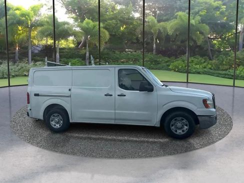 Used 2016 Nissan NV 1500 SV w/ Technology Package RWD image 4