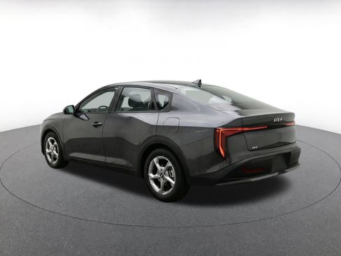 Used 2025 Kia K4 FWD image 7