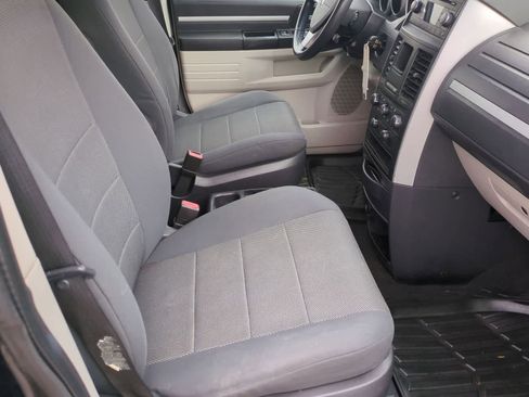 Used 2008 Dodge Grand Caravan SXT FWD image 21