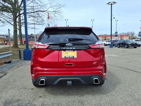 Used 2023 Ford Edge ST w/ Equipment Group 401A image 7
