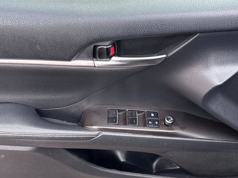 Used 2022 Toyota Camry XSE w/ Carpet Mat Package (TMS) image 11