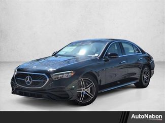 New 2025 Mercedes-Benz E 350 4MATIC Sedan video 1