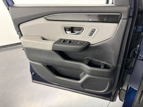 New 2025 Honda Pilot Elite image 13