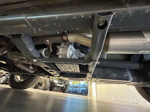 Used 2018 Jeep Wrangler Unlimited Sport S AWD/4WD image 34