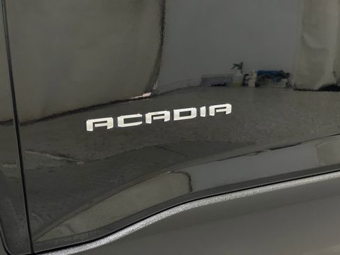 Used 2023 GMC Acadia SLT AWD/4WD image 40