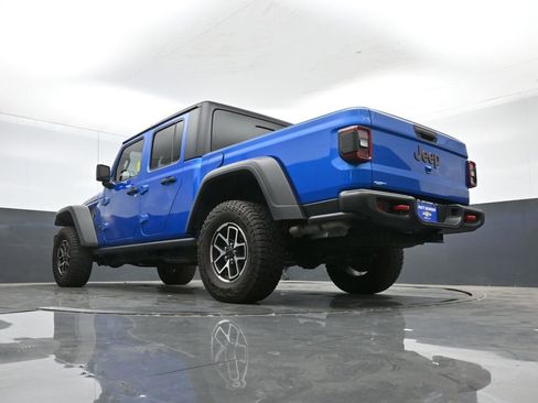 Used 2025 Jeep Gladiator Rubicon image 36