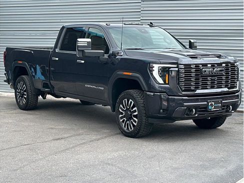 Used 2024 GMC Sierra 2500 Denali Ultimate w/ Max Trailering Package image 13