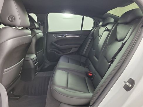 Used 2020 Cadillac CT5 Luxury w/ Cold Weather Package image 11