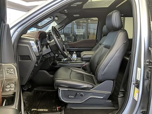 Used 2021 Ford F150 Lariat image 13