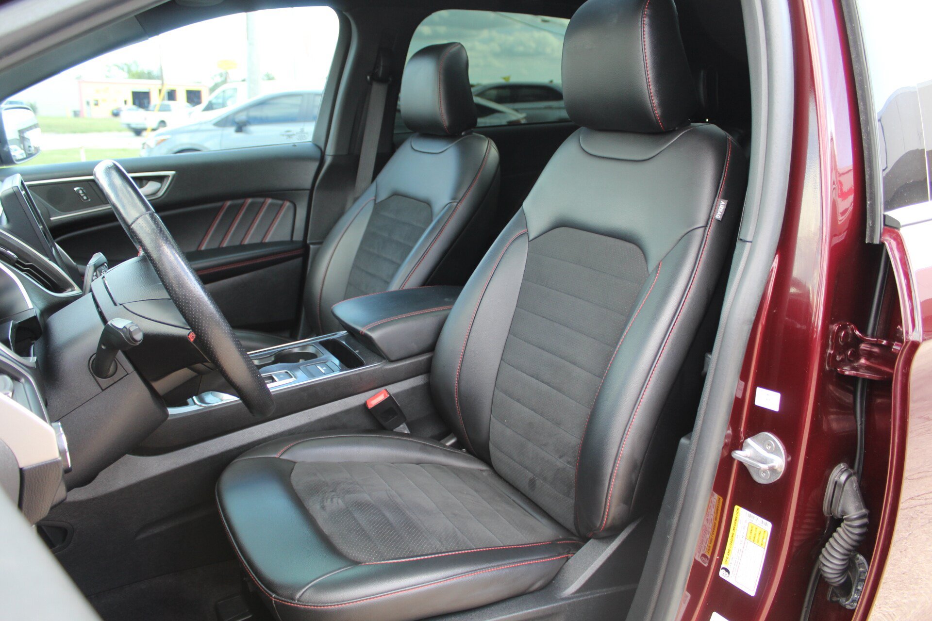 Used 2021 Ford Edge ST-Line FWD image 43