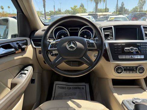 Used 2016 Mercedes-Benz GL 450 4MATIC image 16