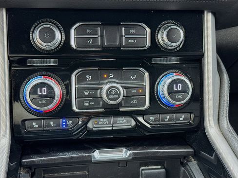 Used 2023 GMC Yukon Denali w/ Max Trailering Package image 12