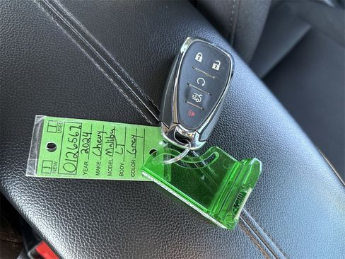 Used 2024 Chevrolet Malibu LT image 27