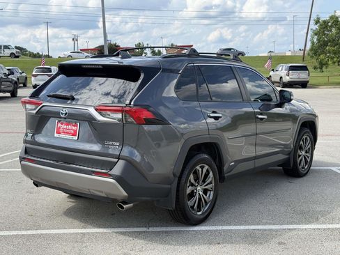 Used 2022 Toyota RAV4 Limited AWD/4WD image 2