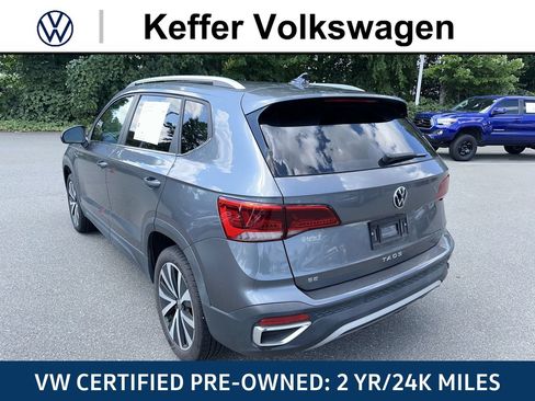 Certified 2023 Volkswagen Taos SE FWD image 13