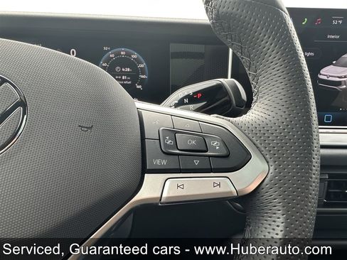 Used 2025 Volkswagen Tiguan SE R-Line image 34