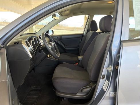 Used 2003 Toyota Matrix image 10