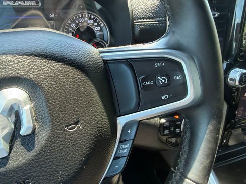 Used 2019 RAM 1500 Laramie AWD/4WD image 21