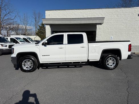 Used 2017 GMC Sierra 1500 SLE w/ SLE Value Package image 38