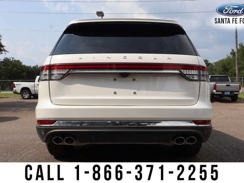 Used 2022 Lincoln Aviator 2WD w/ Elements Package image 5