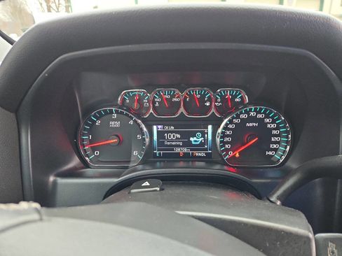 Used 2018 Chevrolet Silverado 1500 LT w/ All Star Edition image 43