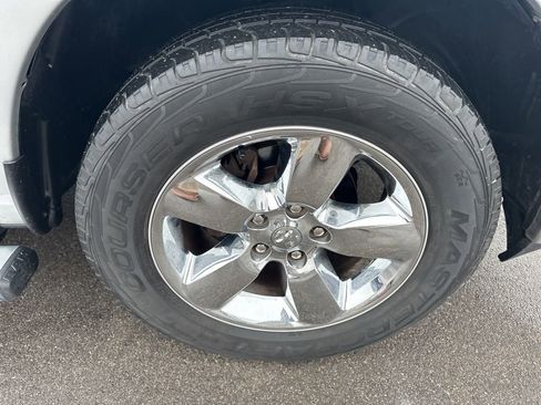 Used 2017 RAM 1500 Big Horn image 31