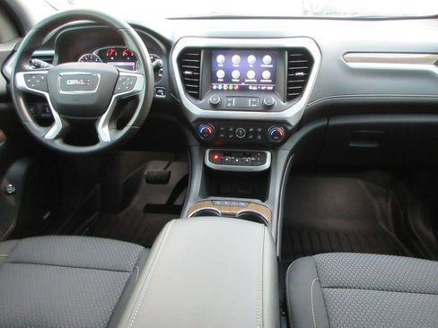 Certified 2023 GMC Acadia SLE w/ Driver Convenience Package image 15