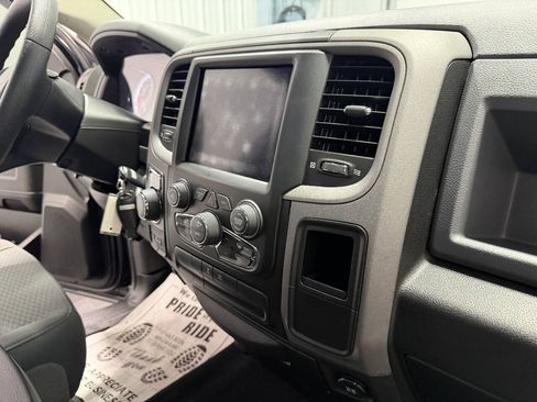 Used 2019 RAM 1500 Express w/ Wheel & Sound Group AWD/4WD image 20