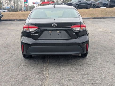Used 2023 Toyota Corolla LE image 6