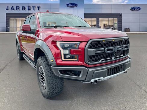 Used 2019 Ford F150 Raptor w/ Equipment Group 802A Luxury AWD/4WD image 1