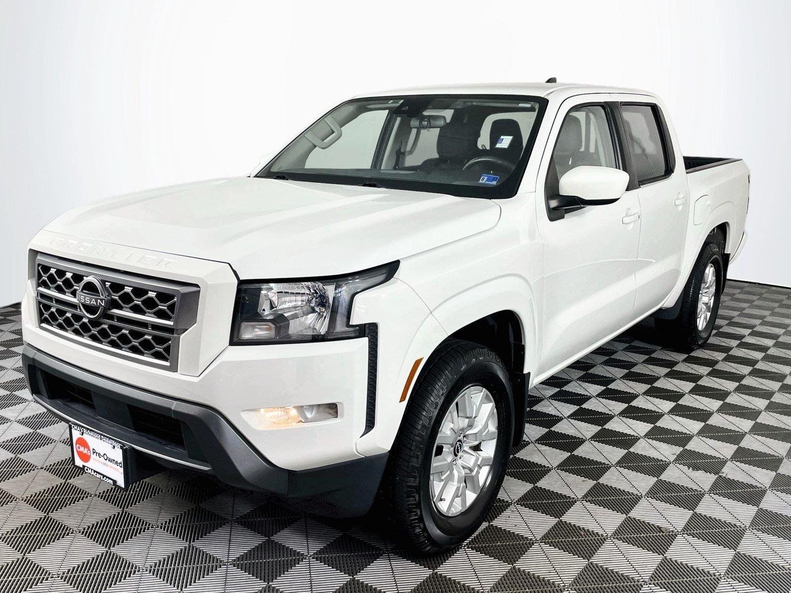 Used 2022 Nissan Frontier SV RWD image 3
