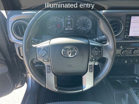 Used 2021 Toyota Tacoma TRD Sport image 15