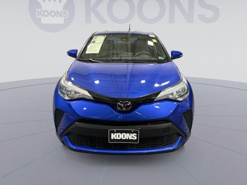 Used 2022 Toyota C-HR XLE image 42