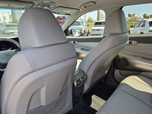 Used 2021 Hyundai Nexo Blue FWD image 28