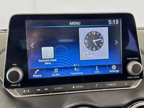 Used 2024 Nissan Sentra SV FWD image 20