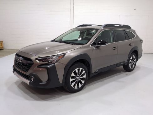 Certified 2024 Subaru Outback Limited AWD/4WD image 8