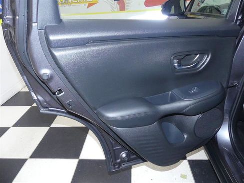 Used 2023 Honda HR-V LX image 23