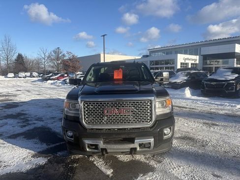Used 2017 GMC Sierra 3500 Denali w/ Snow Plow Prep Package image 3